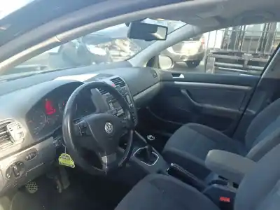 Veículo de Sucata volkswagen golf v (1k1) 1.9 tdi do ano 2007 alimentado bkc,bls,bxe