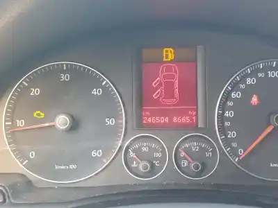 Veículo de Sucata volkswagen golf v (1k1) 1.9 tdi do ano 2007 alimentado bkc,bls,bxe