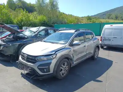 Veículo de Sucata dacia sandero iii 1.0 sce 65 do ano 2022 alimentado h4de4
