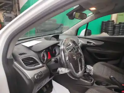 Veículo de Sucata opel                                               mokka / mokka x (j13)                                                                                                                                                                                                                                      1.6 cdti 4x4 (_76)                                                                                                                                                                                                                                         do ano 2016 alimentado b16dth