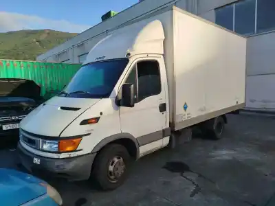Veículo de Sucata iveco daily iii caja/chasis 50 c 13 do ano 2002 alimentado 814043s