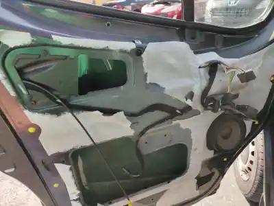 Здавання транспортного засобу opel                                               vivaro a furgón (x83)                                                                                                                                                                                                                                      2.5 dti (f7) року 2004 потужний g9u 730