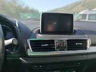 Veículo de Sucata mazda 3 sedán (bm_, bn_) 2.2 d do ano 2014 alimentado shy4,shy6