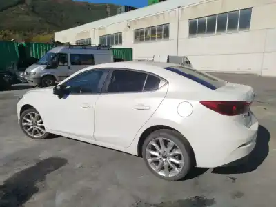 Veículo de Sucata mazda 3 sedán (bm_, bn_) 2.2 d do ano 2014 alimentado shy4,shy6
