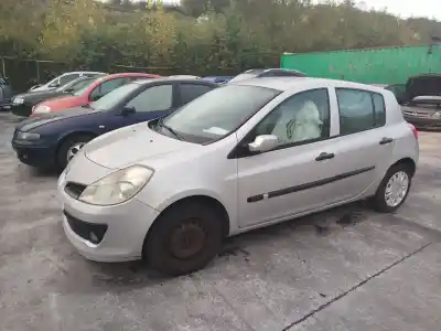 Утилизация автомобиля RENAULT CLIO III (BR0/1, CR0/1) 1.5 DCI (BR17, CR17) года 2006 питание K9K 766