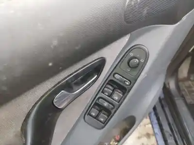 Здавання транспортного засобу seat toledo ii (1m2) 1.9 tdi року 2001 потужний arl