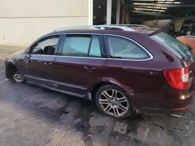 Здавання транспортного засобу skoda superb ii ranchera familiar (3t5) 2.0 tdi 16v року 2011 потужний cff
