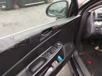 Здавання транспортного засобу volkswagen passat b6 variant (3c5) 2.0 tdi 16v року 2008 потужний bkp