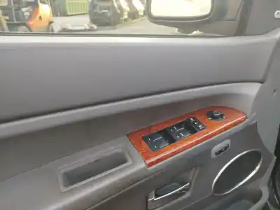 Veículo de Sucata jeep grand cherokee iii (wh, wk) 3.0 crd 4x4 do ano 2007 alimentado 642980