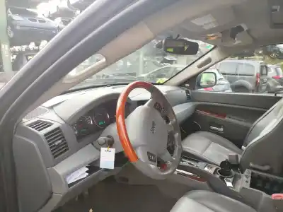 Veículo de Sucata jeep grand cherokee iii (wh, wk) 3.0 crd 4x4 do ano 2007 alimentado 642980