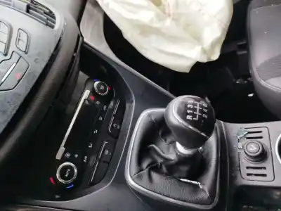 Véhicule à la ferraille ford kuga ii (dm2) 1.6 ecoboost de l'année 2013 alimenté jqma,jqmb