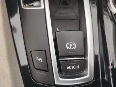 Veículo de Sucata bmw 5 (f10) 535 i do ano 2010 alimentado n55 b30 a