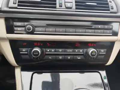 Veículo de Sucata bmw 5 (f10) 535 i do ano 2010 alimentado n55 b30 a