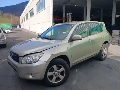 Scrapping Vehicle TOYOTA RAV 4 III (_A3_) 2.2 D 4WD (ALA30) of the year 2008 powered 2AD-FTV