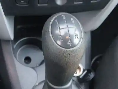 Здавання транспортного засобу dacia sandero ii 1.2 року 2014 потужний d4f 732