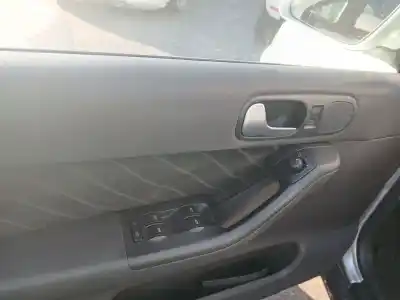 Здавання транспортного засобу audi a3 (8l1) 1.6 року 2002 потужний avu