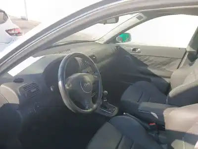 Здавання транспортного засобу audi a3 (8l1) 1.6 року 2002 потужний avu