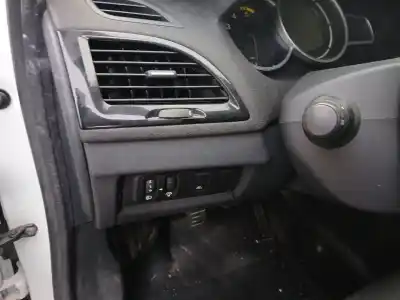 Scrapping Vehicle renault megane iii fastback (bz0/1_, b3_) 1.5 dci of the year 2010 powered k9k832