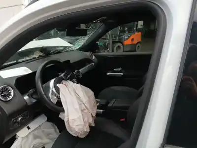 Здавання транспортного засобу mercedes-benz glb (x247) glb 200 d 4-matic (247.613) року 2023 потужний 654920