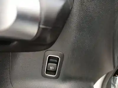 Здавання транспортного засобу mercedes-benz glb (x247) glb 200 d 4-matic (247.613) року 2023 потужний 654920