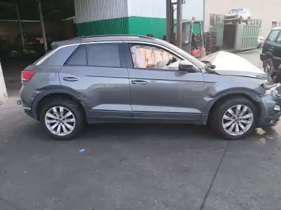 Scrapping Vehicle volkswagen t-roc (a11, d11) 1.0 tsi of the year 2021 powered dlaa