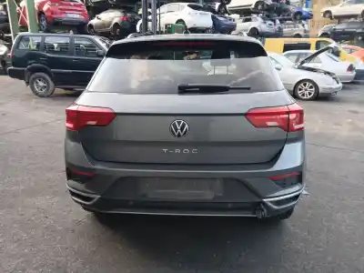 Scrapping Vehicle volkswagen t-roc (a11, d11) 1.0 tsi of the year 2021 powered dlaa