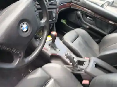 Scrapping Vehicle bmw 5 touring (e39) 530 d of the year 2004 powered 306d1