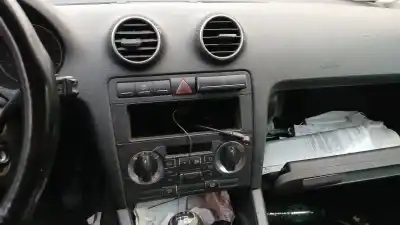 Véhicule à la ferraille audi a3 (8p1) 2.0 tdi 16v quattro de l'année 2003 alimenté bkd