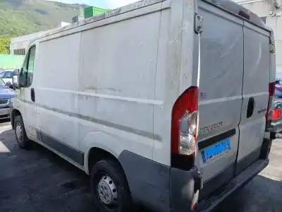 Véhicule à la ferraille peugeot                                            boxer furgón                                                                                                                                                                                                                                               2.2 hdi 100                                                                                                                                                                                                                                                de l'année 2000 alimenté 4hu