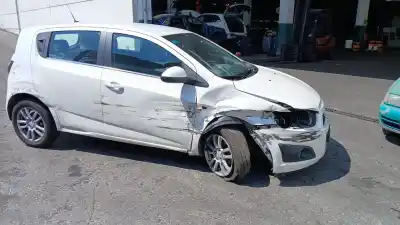 Здавання транспортного засобу chevrolet aveo fastback (t300) 1.3 d року 2013 потужний a13dtr