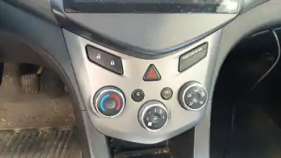 Здавання транспортного засобу chevrolet aveo fastback (t300) 1.3 d року 2013 потужний a13dtr