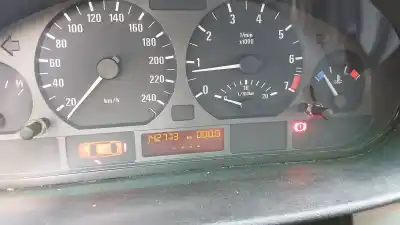 Sloopvoertuig bmw 3 (e46) 318 i van het jaar 2003 aangedreven n42b20a