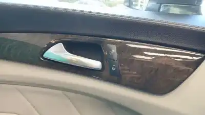 Veículo de Sucata mercedes-benz cls (c218) cls 250 bluetec / d 4-matic (218.397) do ano 2011 alimentado 651924