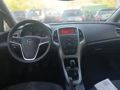 Здавання транспортного засобу opel astra j (p10) 1.7 cdti (68) року 2010 потужний a17dtr