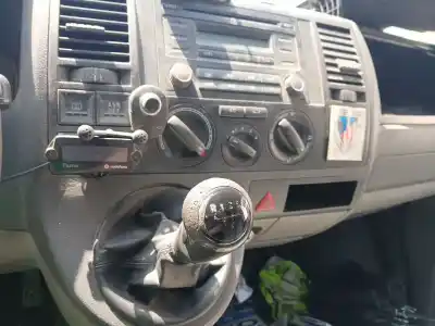 Здавання транспортного засобу volkswagen transporter v furgón (7ha, 7hh, 7ea, 7eh) 1.9 tdi року 2008 потужний brs