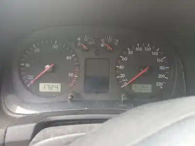 Hurda Aracı volkswagen golf iv van (1j1) 1.9 tdi yılın 1999 güçlü ahf