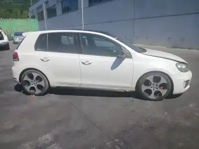 Scrapping Vehicle volkswagen golf vi (5k1) 2.0 gti of the year 2010 powered cczb