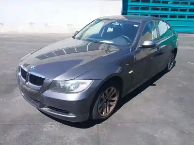 Scrapping Vehicle BMW 3 (E90)  of the year 2008 powered N47 D20 A,N47 D20 C