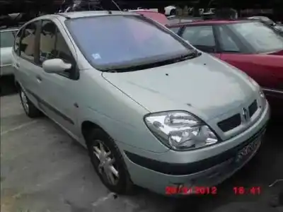 Scrapping Vehicle RENAULT SCENIC RX4 (JA0) 2.0 16V Dynamique of the year 2000 powered F4R C 7