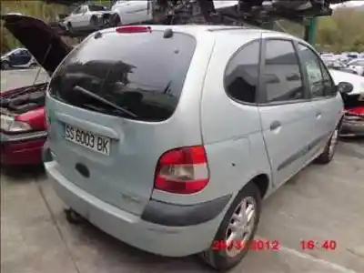 Scrapping Vehicle renault scenic rx4 (ja0) 2.0 16v dynamique of the year 2000 powered f4r c 7