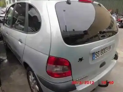 Scrapping Vehicle renault scenic rx4 (ja0) 2.0 16v dynamique of the year 2000 powered f4r c 7