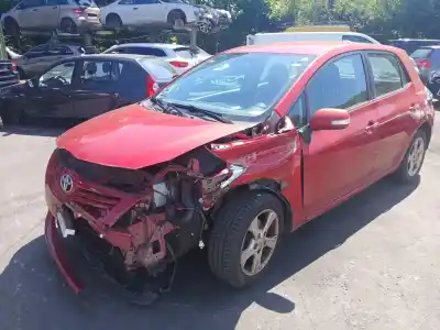 Здавання транспортного засобу TOYOTA AURIS (_E15_)  року 2010 потужний 1ND