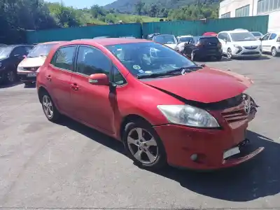 Здавання транспортного засобу toyota auris (_e15_) 1.4 d-4d (nde150_) року 2010 потужний 1nd