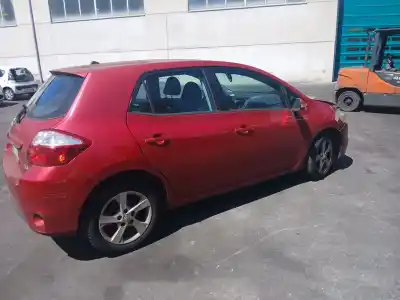Здавання транспортного засобу toyota auris (_e15_) 1.4 d-4d (nde150_) року 2010 потужний 1nd