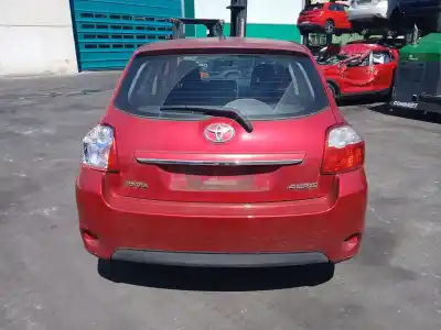 Здавання транспортного засобу toyota auris (_e15_) 1.4 d-4d (nde150_) року 2010 потужний 1nd