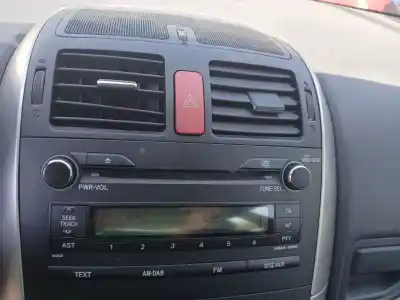 Здавання транспортного засобу toyota auris (_e15_) 1.4 d-4d (nde150_) року 2010 потужний 1nd