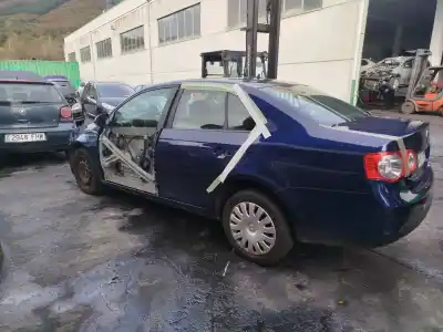 Veículo de Sucata volkswagen jetta iii (1k2) 1.9 tdi do ano 2006 alimentado bkc,bls,bxe