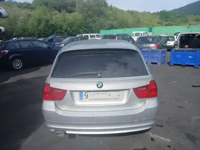 Veículo de Sucata bmw 3 touring (e91) 316 d do ano 2011 alimentado n47 d20 c