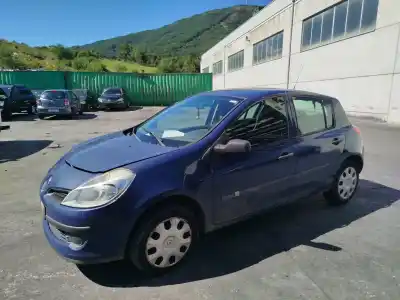 Veicolo di demolizione RENAULT CLIO III (BR0/1, CR0/1)  dell'anno 2008 alimentato K9K 714,K9K 768