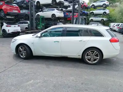 Sloopvoertuig opel insignia a (g09) 2.0 cdti (68) van het jaar 2010 aangedreven a 20 dth